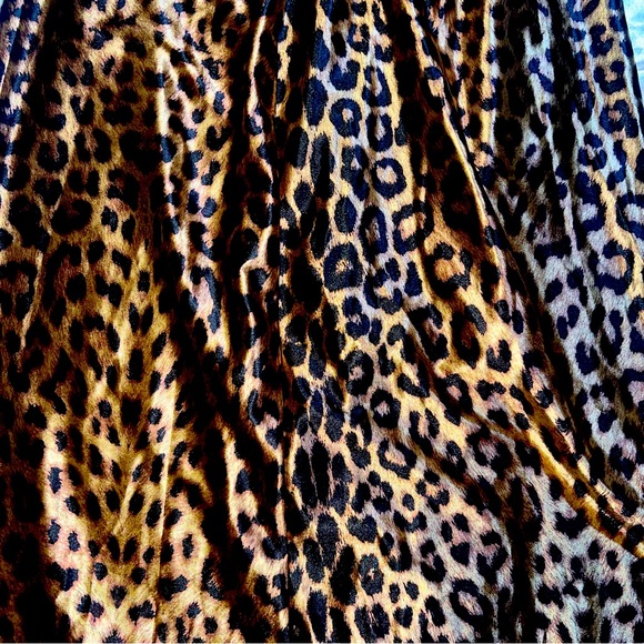 Can't Tame Her Leopard Slit Dress - Leopard - Picture 6 of 10